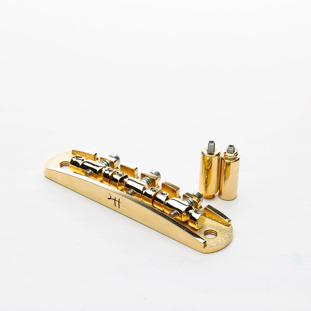 halon offset US-spec bridge w/ hardware front angled view gold