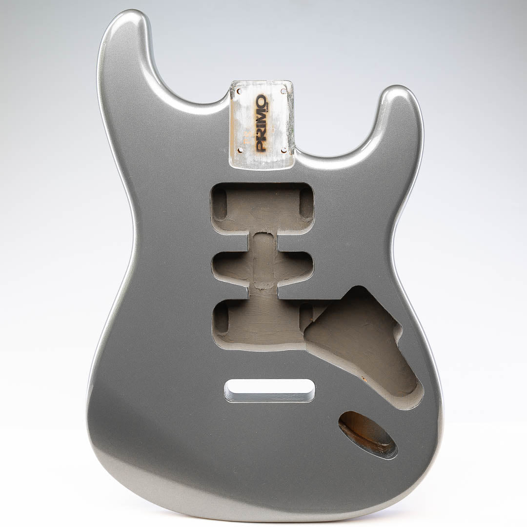 primo meteor grey strat body front view